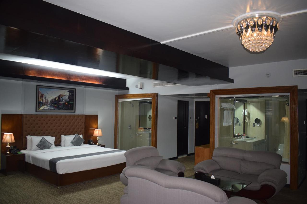 Momo Inn Bogra Dış mekan fotoğraf