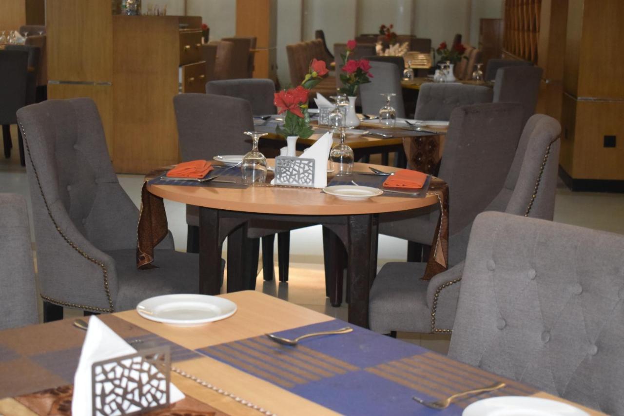 Momo Inn Bogra Dış mekan fotoğraf
